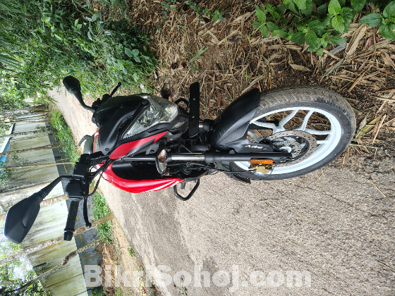 Pulsar NS160 motorbike